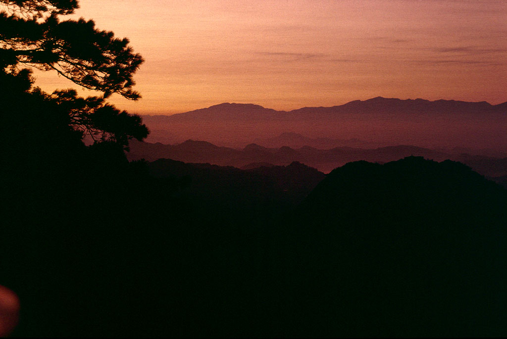 Solopgang over Yushan